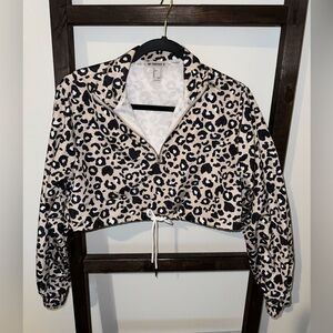 Forever 21 cheetah cropped quarter zip size small